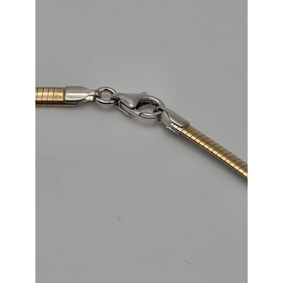 Reversible 14k White & Yellow Gold Omega Chain Necklace 18" Length, 13.74g - Picture 2 of 13